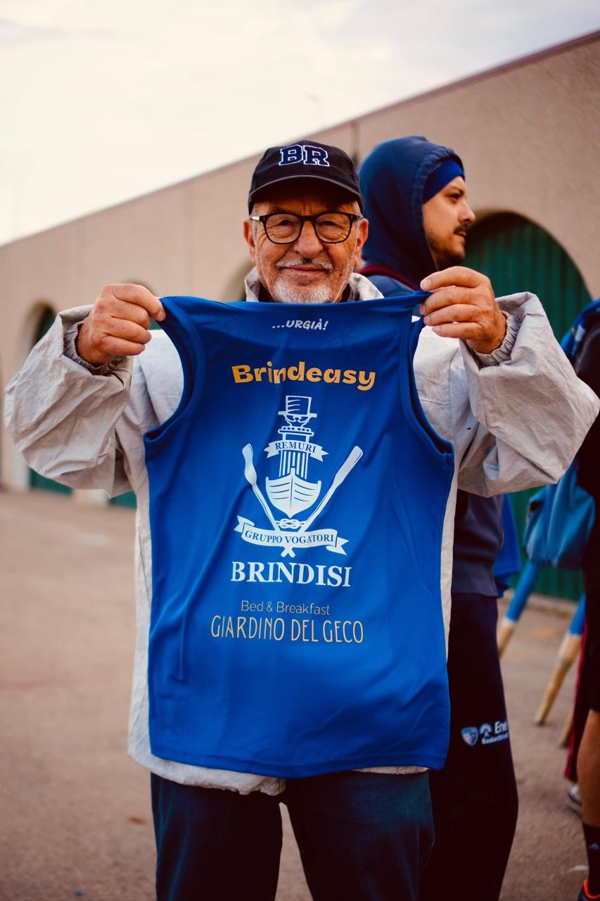 Divise da gara - Vogatori Remuri Brindisi